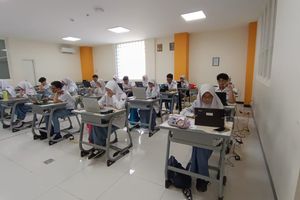 Nilai Matematika TKA 2025 Jeblok, Mendikdasmen Ungkap 3 Penyebabnya