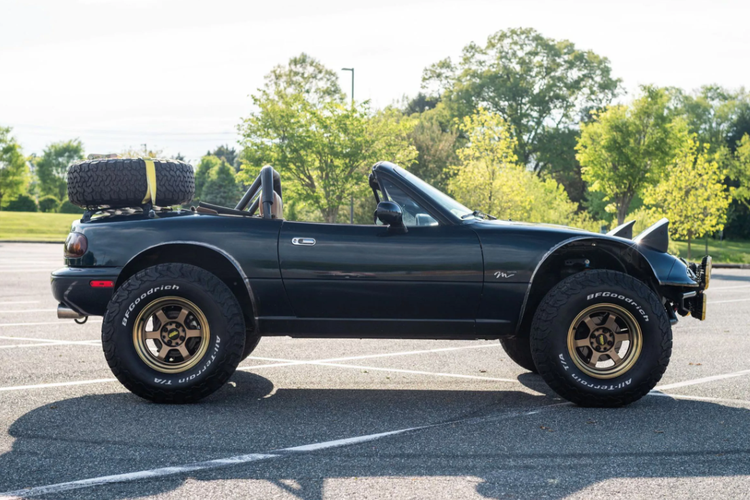 Modifikasi Mazda Miata 