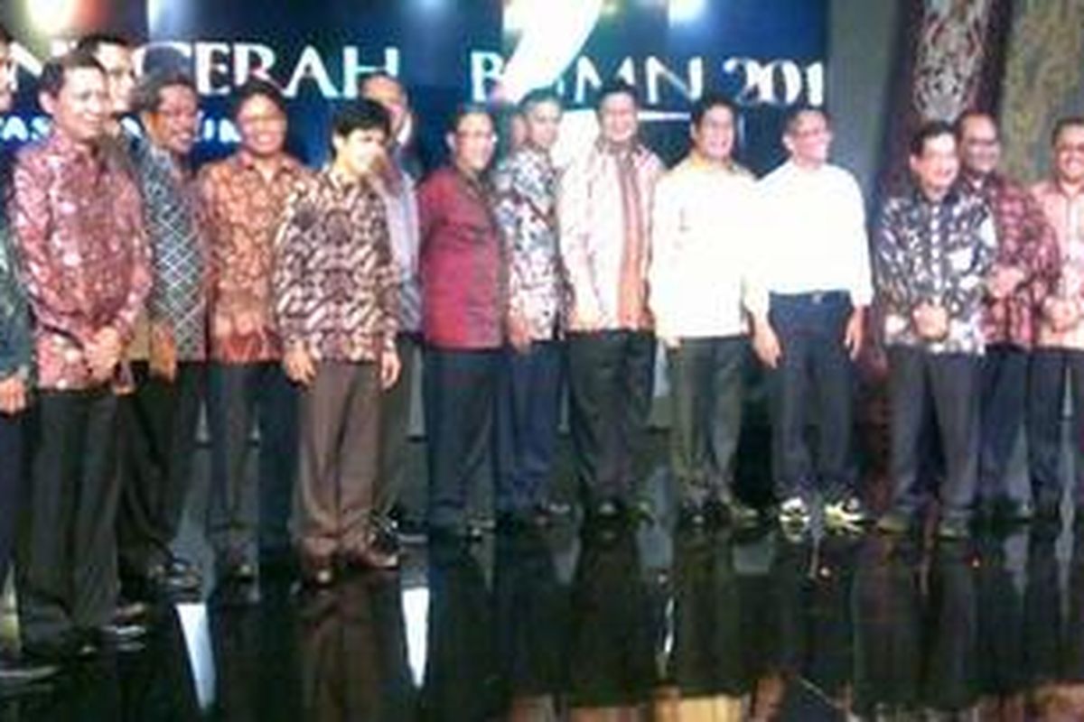 PT BNI (Persero) Tbk terpilih sebagai best of the best BUMN pada Malam Anugerah BUMN 2011, di Jakarta, Kamis (1/12/2011) malam.