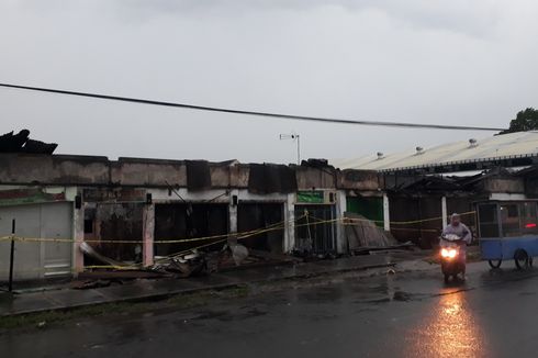 Sumber Kebakaran Pasar Bululawang Malang Diduga Berasal dari Kios Percetakan Foto