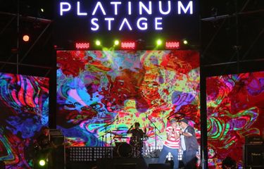 Grup band Shaggydog saat tampil di panggung Platinum Stage Soundrenaline 2018 di Garuda Wisnu Kencana (GWK), Badung, Bali, Minggu (9/9/2018). 