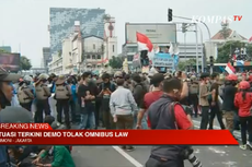 Dari Jalan Diponegoro, Mahasiswa dan Buruh Konvoi Menuju Istana untuk Tolak UU Cipta Kerja