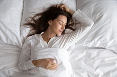 Wanita Butuh Tidur Lebih Lama dari Laki-laki, Ini Alasannya
