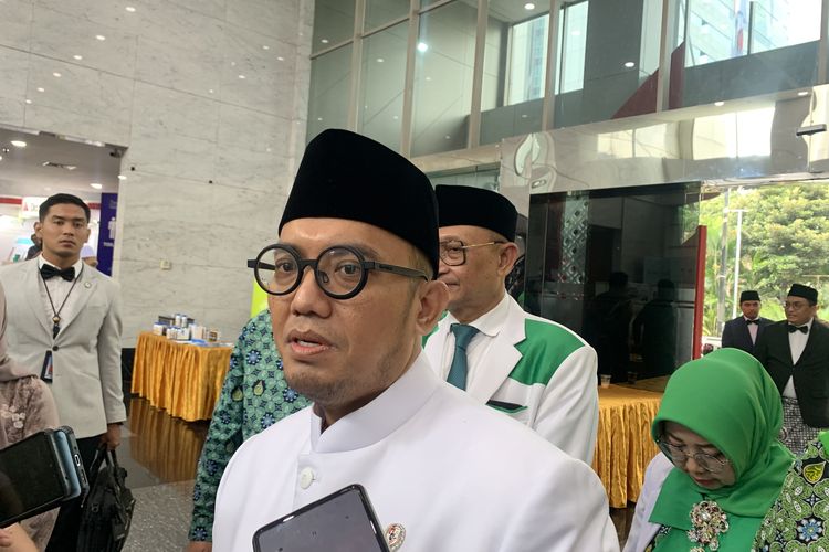 Wakil Kepala Badan Penyelenggara (BP) Haji Dahnil Azhar Simanjuntak ketika ditemui di Kantor Kemenag, MH Thamrin, Jakarta Pusat, Sabtu (23/8/2025).
