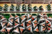 Harga Beras Turun, Supermarket di Jepang Pangkas Harga Onigiri Instan hingga 11 Yen