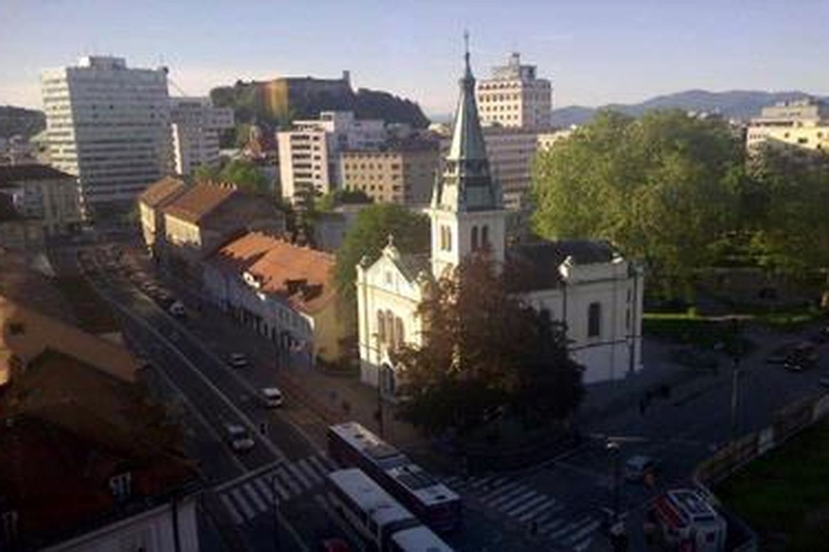 Salah satu sudut kota Ljubljana, ibu kota Slovenia, Kamis (17/5/2012) pagi.
