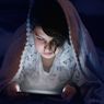 Penting, Jauhkan Anak dari Gadget Beberapa Jam Sebelum Tidur 