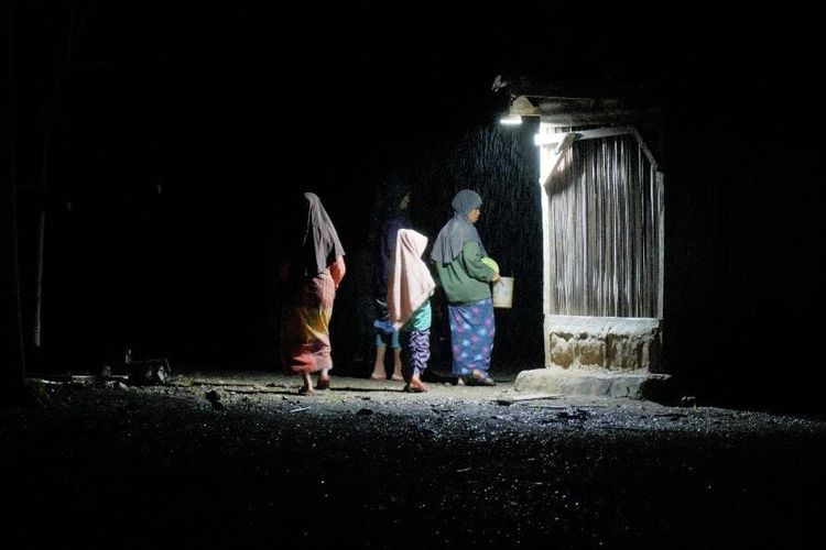 Dompet Dhuafa NTT dan Disaster Management Center (DMC) mendonasikan panel surya di Masjid Babul Jihad dan Masjid Al-Istiqomah dan, Timor Tengah Selatan.
