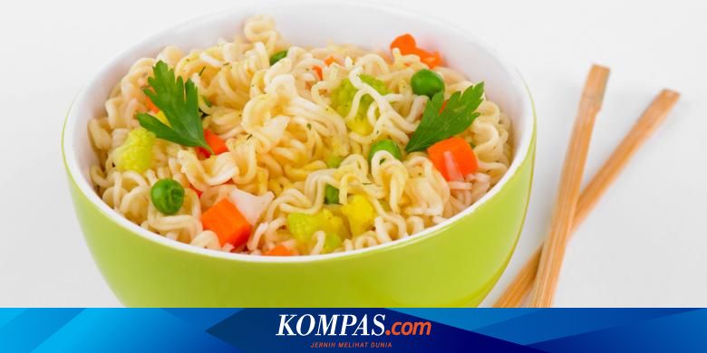 Benarkah Makan Mie Instan Dicampur Nasi Berbahaya