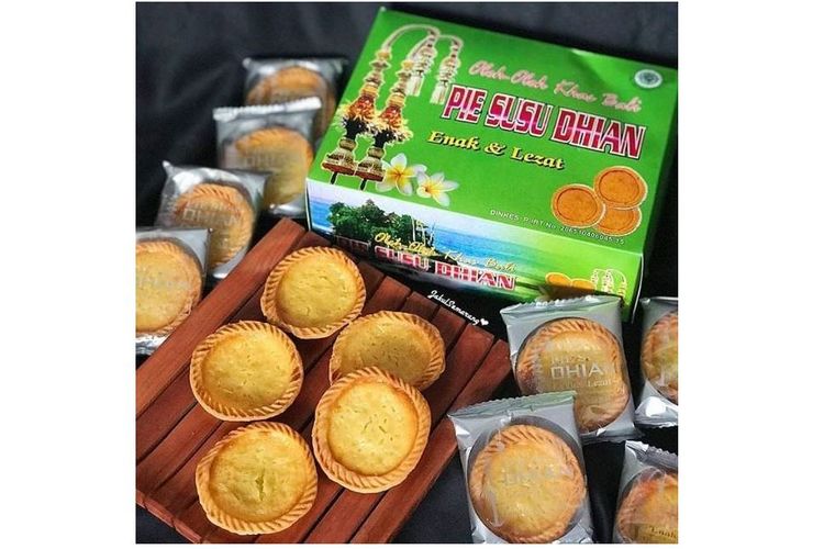 Contoh produk Pie Susu Dhian yang kini menjadi oleh-oleh khas Bali.