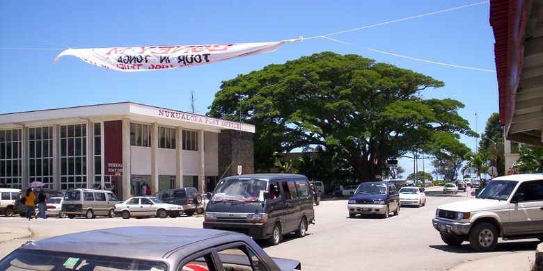 Suasana di Nukualofa, ibu kota Tonga.