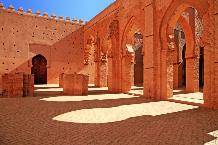 Ilustrasi Masjid Tinmel di Maroko.