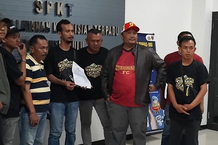 Peserta lomba burung laporkan panitia ke Polda Bengkulu, Minggu (18/1/2026).