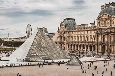 Januari 2024, Harga Tiket Masuk Louvre di Perancis Akan Naik 29 Persen