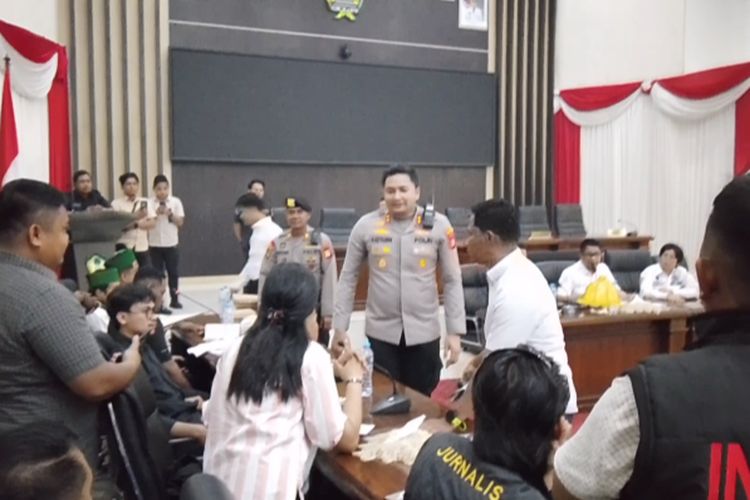 RDP Skandal Dugaan Perselingkuhan Bupati Gowa Memanas, Sidang Berujung Tertutup Usai Diwarnai Keributan