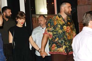 Peran Ibunda Taylor Swift di Balik Kisah Cintanya dengan Travis Kelce