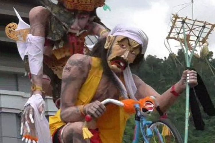 Pawai ogoh-ogoh unik untuk menyambut hari raya Nyepi jadi wahana wisata religi yang meriah di mateng