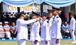 Atas Nama Pemerintah, Mendagri Lantik 1.110 Pamong Praja Muda IPDN Angkatan XXXII