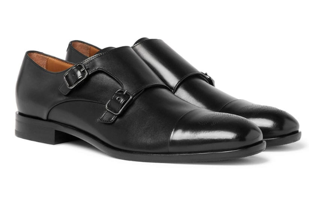 Ilustrasi Sepatu Monk Straps