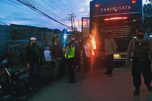 Bus Pembawa Simpatisan FPI dari Serang ke Jakarta Diminta Putar Balik