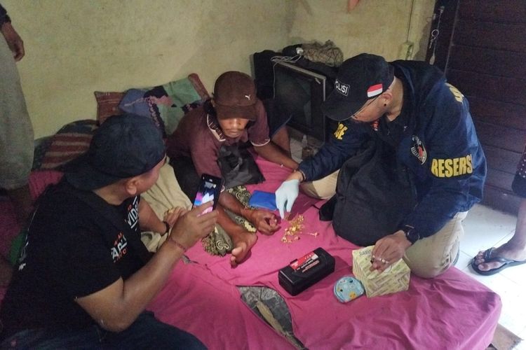 Curi 100 Gram Perhiasan Emas, Pria di Bangli Dibekuk Polisi