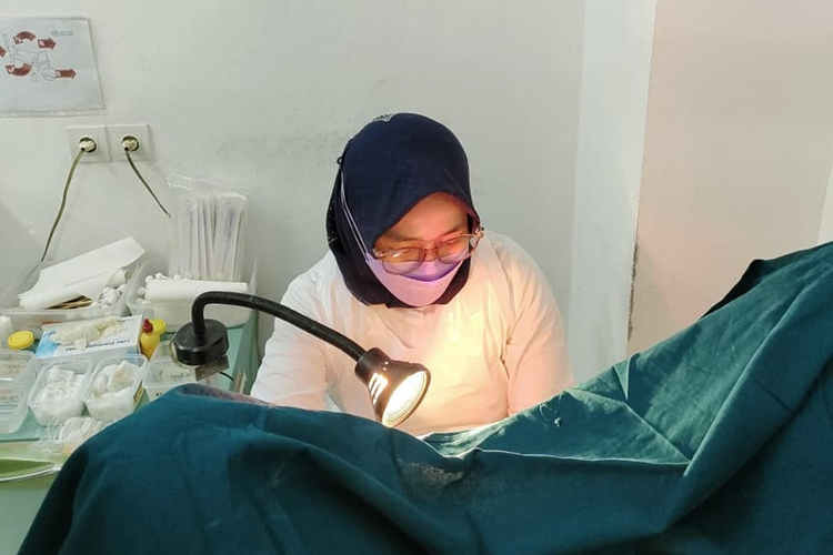 YKI melaksanakan pelayanan sosial deteksi dini kanker Retinoblastoma pada 100 anak di bawah usia 3 tahun dan deteksi dini kanker Serviks kepada 100 peserta di Wilayah Rusunawa Pesakih, Jakarta Barat, Selasa (28/5/2024).