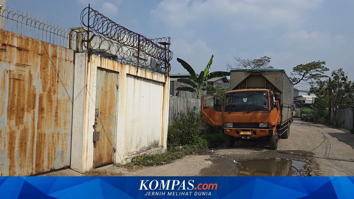 Jalan Cipondoh Tangerang Rusak, Pengendara Sering Jatuh hingga Luka-luka