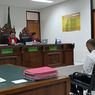 Ecky Pemutilasi Angela Hanya Tertunduk Dengar Vonis Penjara Seumur Hidup