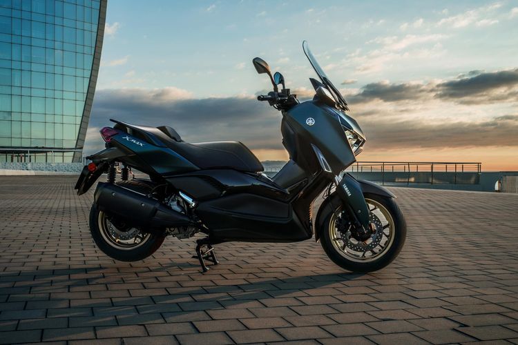 Yamaha Eropa resmi memperkenalkan Yamaha Xmax 300 model 2023. 