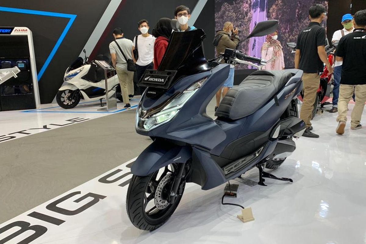 Ilustrasi Honda PCX di IIMS 2022