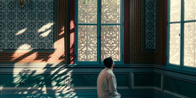 Mengapa Duduk Tenang Sebelum Shalat Termasuk Sunnah? Ini Penjelasannya