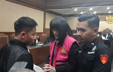 Hakim Perintahkan 5 Mobil Mewah dan 1 Kapal Marcella Santoso Dirampas untuk Negara