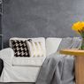 6 Warna Cat Dinding yang Cocok untuk Ruang Tamu Sempit