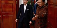 Mantan PM Jepang Fumio Kishida Temui Prabowo di Kertanegara, Antar Surat Malam-malam