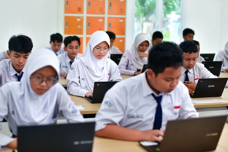 Ada Demo 27 Agustus, Sekolah di Jakarta Tetap Belajar Tatap Muka