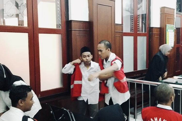 Modus Jadi Teknisi Internet, 2 Pria di Surabaya Gasak Emas Batangan Senilai Rp 120 Juta