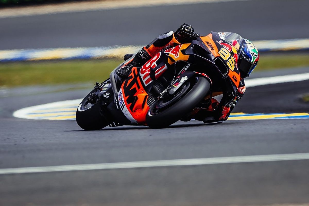 Brad Binder saat berlaga pada MotoGP Perancis 2023