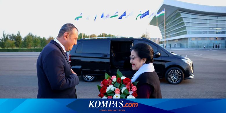 Megawati Ziarah ke Makam Imam Bukhari, Ingatkan Peran Besar Bung Karno