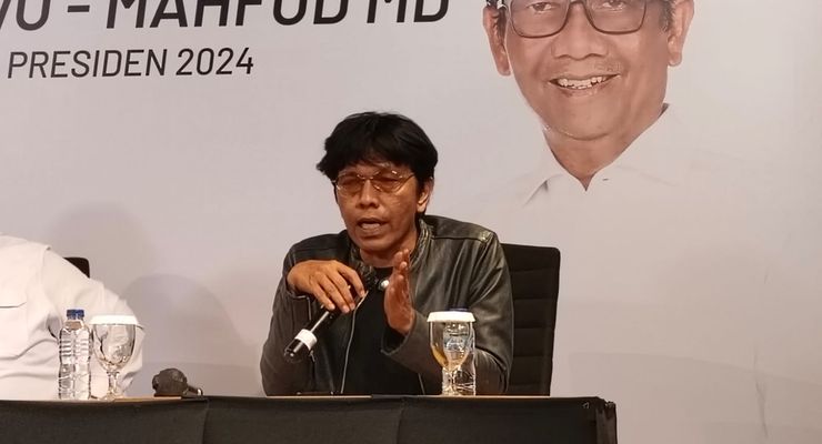 Ungkap Sabotase Bus yang Akan Angkut Relawan Ganjar-Mahfud ke GBK, Adian: Menghalangi Kehendak Rakyat!