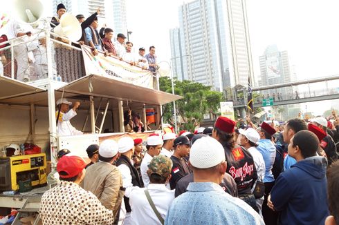 Setelah Bertemu Eggi Sudjana, Massa Unjuk Rasa yang Kawal Amien Rais Bubar