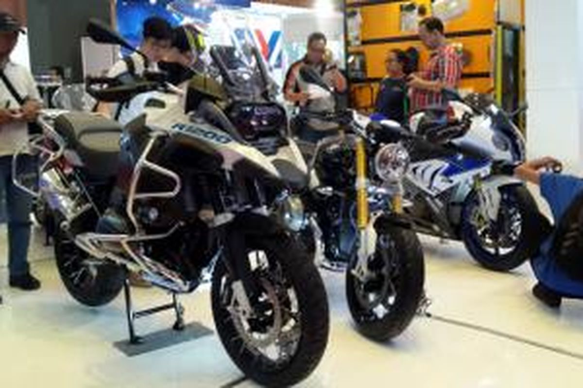 BMW tampil di IMoS 2014 alakadarnya.