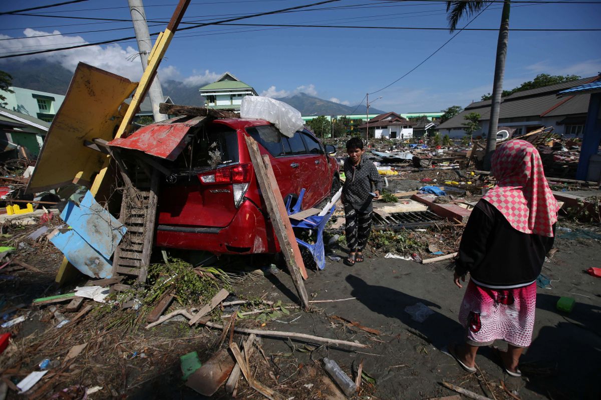 Kerusakan akibat gempa bumi yang melanda, Kota Palu, Sulawesi Tengah, Minggu (30/9/2018). Gempa bermagnitudo 7,4 mengakibatkan ribuan bangunan rusak dan sedikitnya 420 orang meninggal dunia.