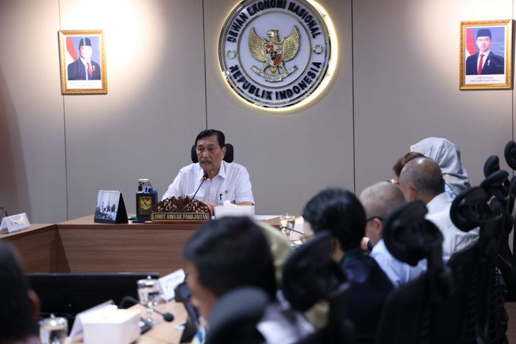 Ketua KPTDP sekaligus Penasihat Khusus Presiden Bidang Digitalisasi dan Teknologi Pemerintahan, Luhut Binsar Pandjaitan, menekankan pentingnya kolaborasi lintas instansi dalam transformasi digital pemerintah.