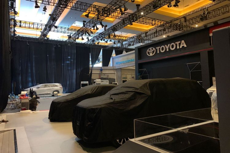 Ilustrasi booth Toyota di IIMS 2023