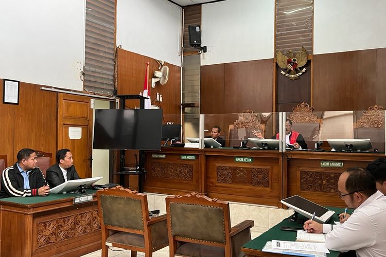 Pengadilan Negeri (PN) Jakarta Selatan menggelar sidang perdana Direktur PT Citra Lampia Mandiri, Helmut Hermawan melawan Komisi Pemberantasan Korupsi (KPK), Senin (19/2/2024).