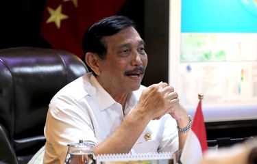 Menteri Koordinator bidang Kemaritiman dan Investasi Luhut Binsar Pandjaitan menggelar rapat koordinasi internal bersama Menparekraf Sandiaga Salahuddin Uno  membahas terkait pemulihan pariwisata secara virtual, Kamis (7/1/2021).