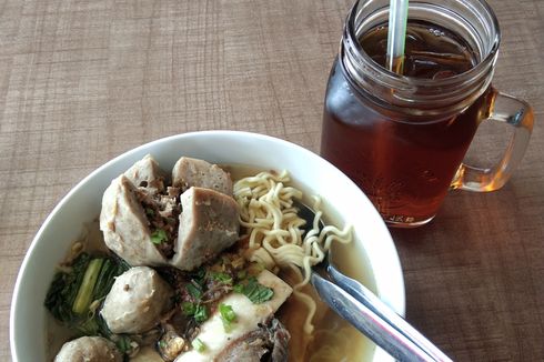 Makan Bakso dan Minum Teh Bersamaan Tidak Disarankan, Kenapa?