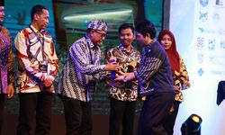 Inovatif Promosikan Daerah, Banyuwangi Raih Penghargaan Best Smart Branding di ISNA 2025