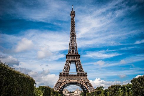 Menara Eiffel Perancis Buka Kembali, Wisatawan Wajib Bawa Bukti Vaksinasi Covid-19