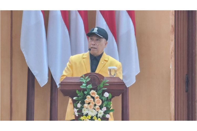 Direktur UT Jakarta Edward Zubir.